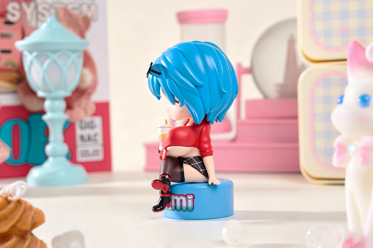 Nyakumi Akeno X MRLLING Chibi Figure WIth Catbro